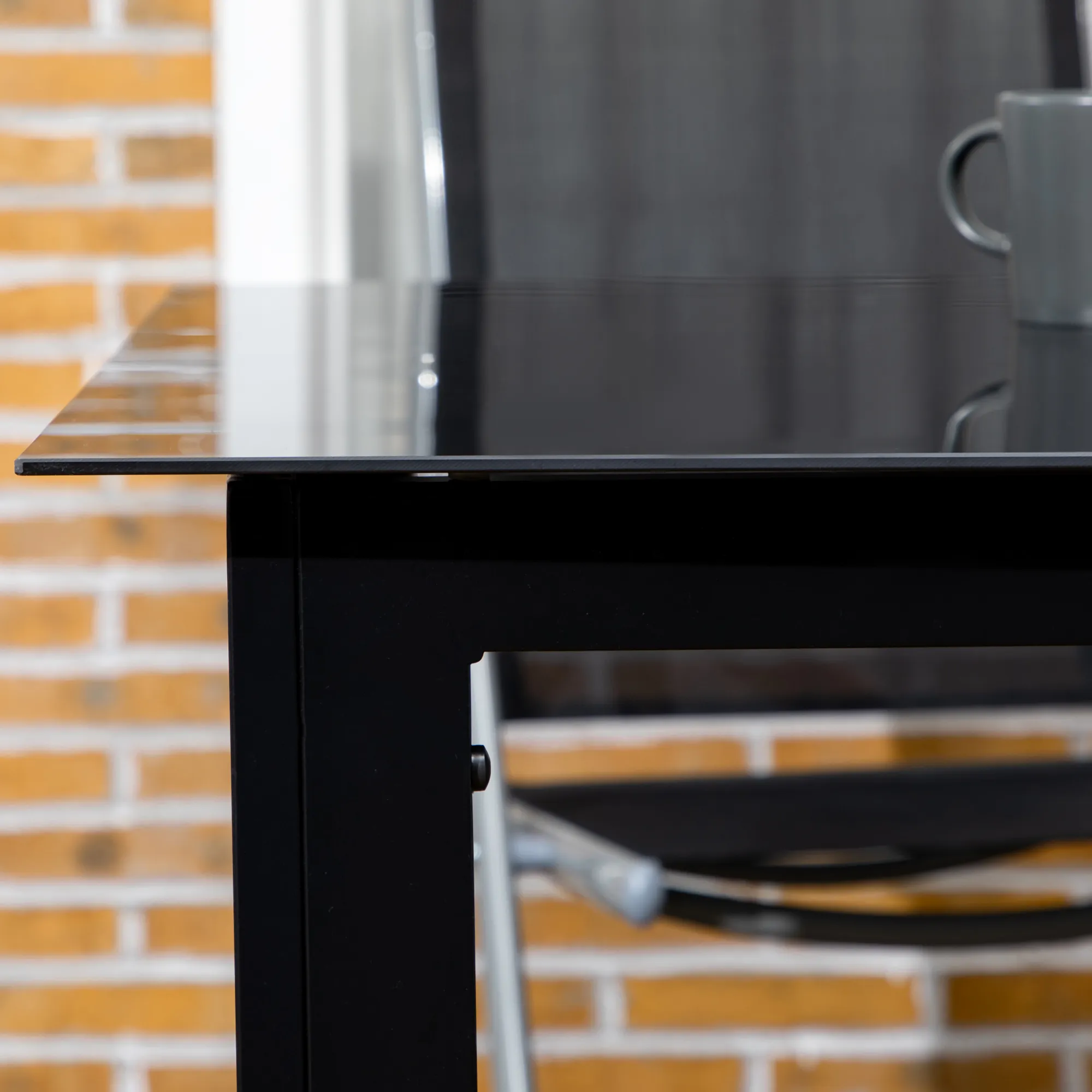 Gartentisch 150x90x74 cm Schwarz aus Aluminium und Glas