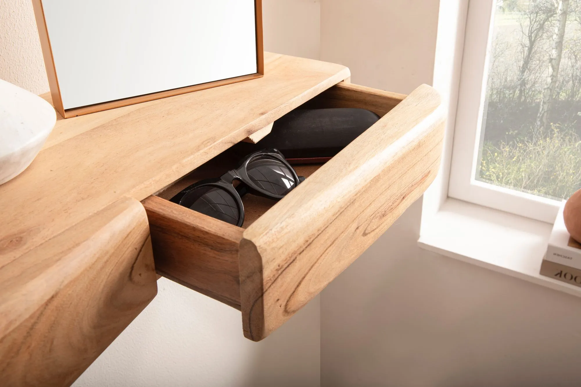 Wandregal Akazie Massivholz 60cm mit zwei Schubladen - Design Regal für die Wand - Holz Wandboard mit Stauraum - Schwebendes Hängeregal aus Echtholz