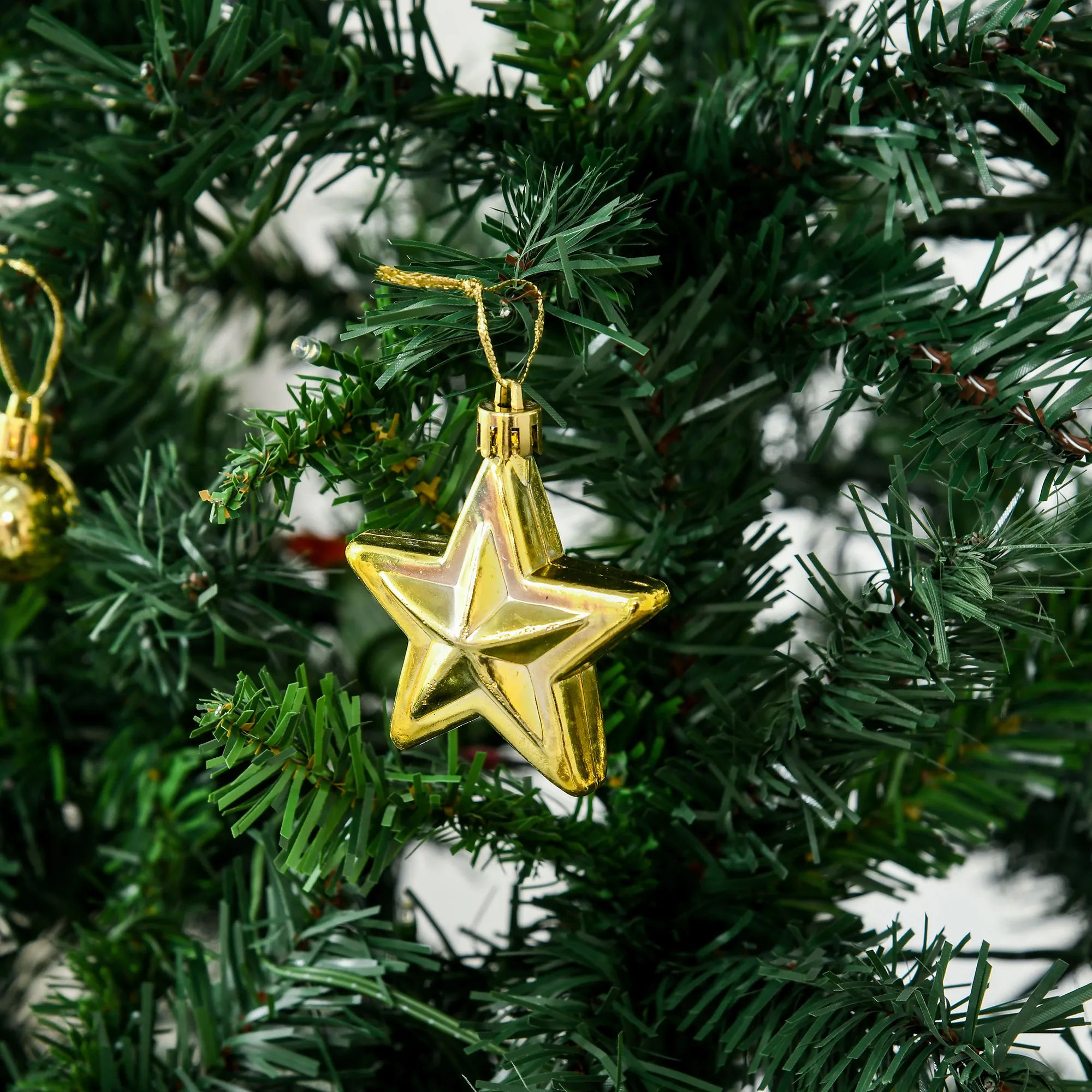 Künstlicher Weihnachtsbaum 180 cm mit LED und Kugeln, Grün