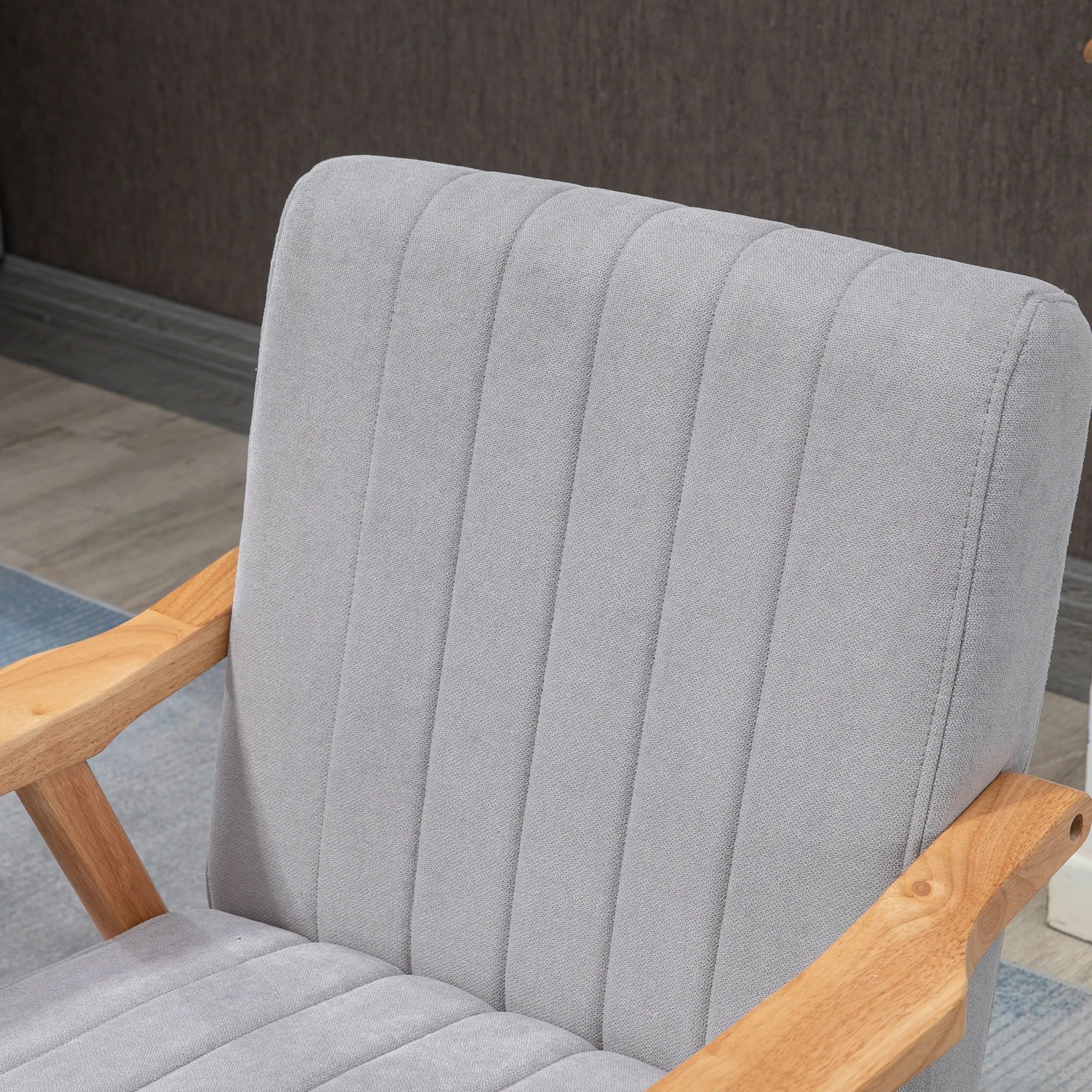 Sessel im Skandi-Design, bis 120 kg, Samtoptik, Massivholz  68 cm x 74 cm x 82 cm, Natur + Grau