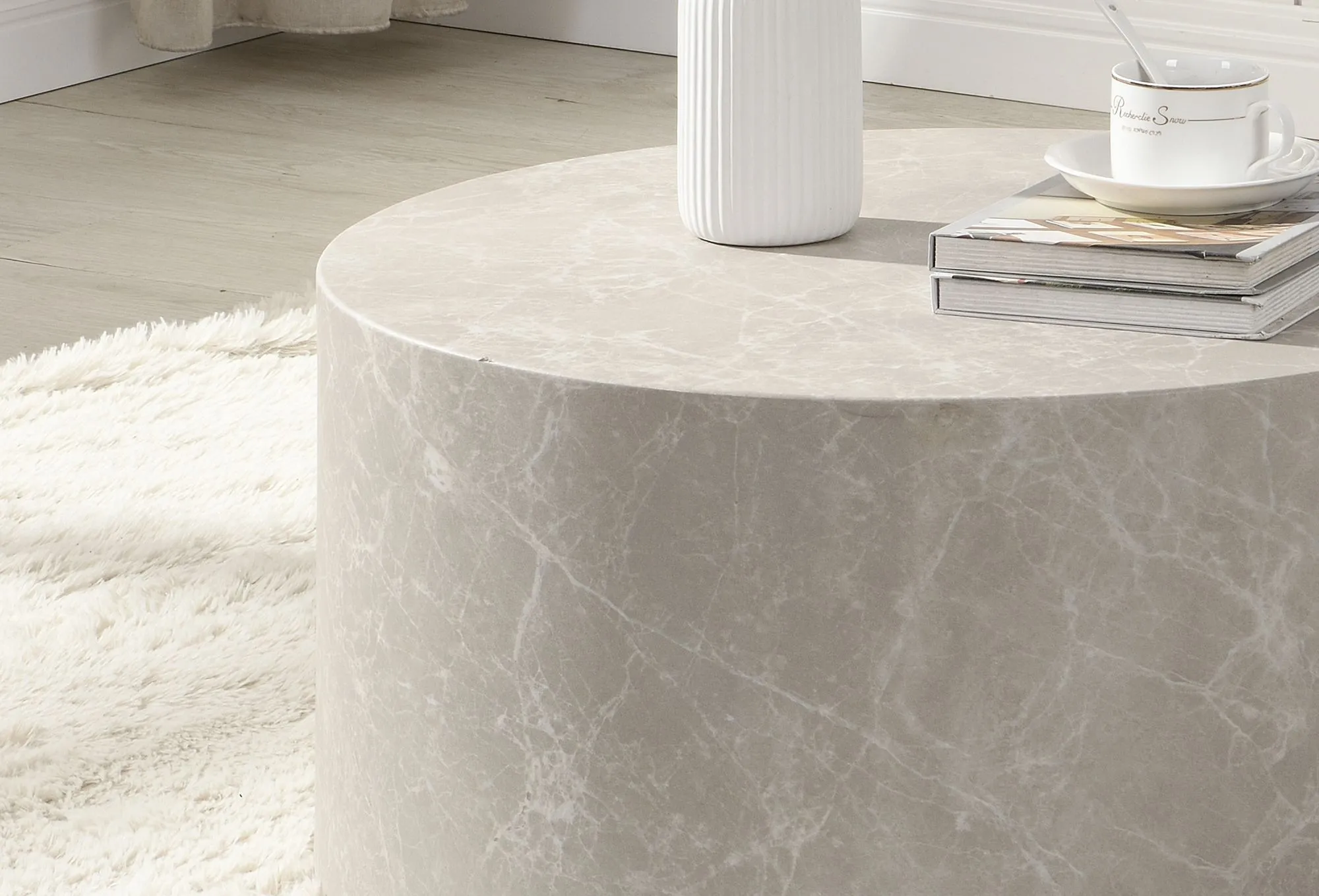 Couchtisch MONOBLOC 60x60x30 cm in Stein-Optik Sandfarben