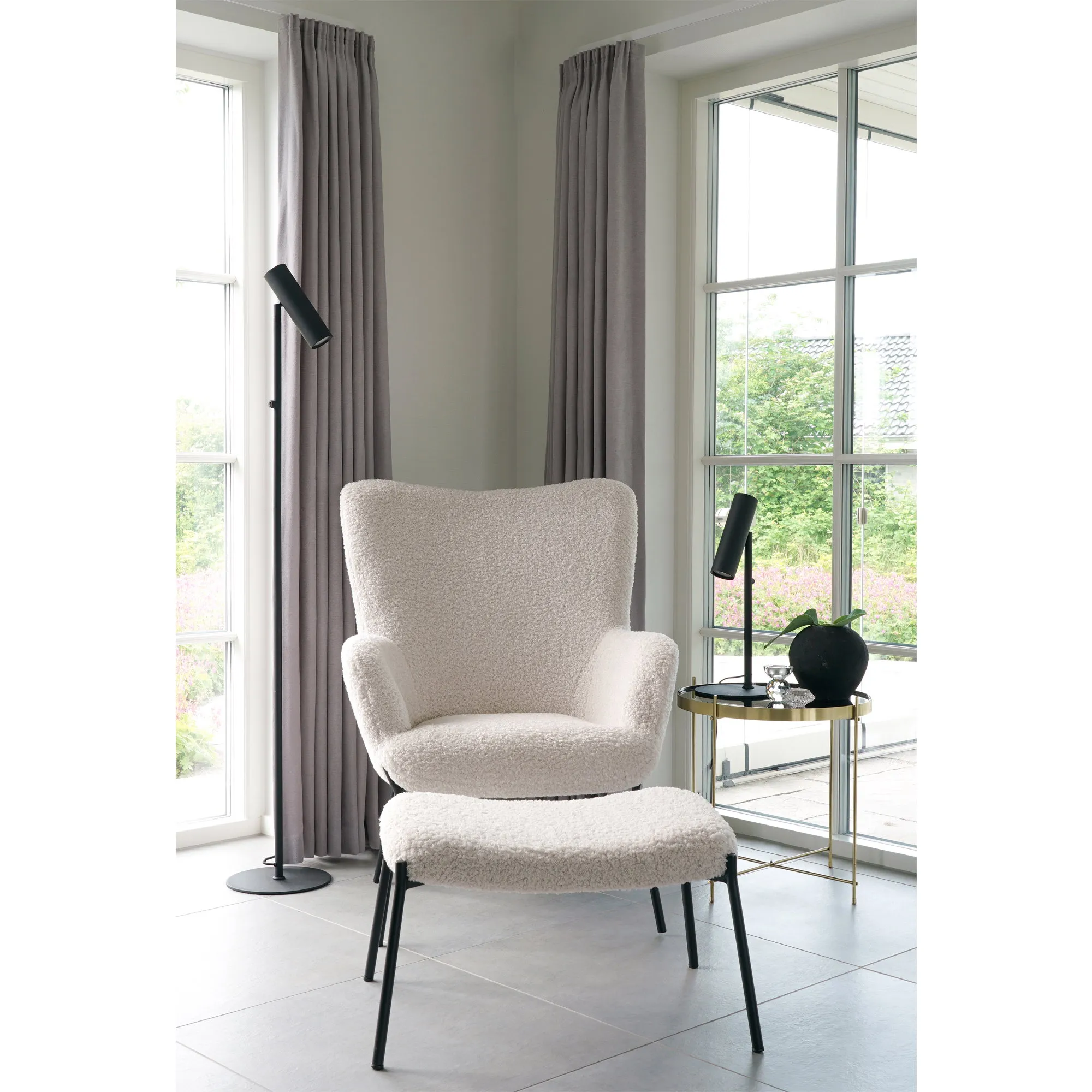 tinkaro Glasgow Fußhocker Kunstlammfell 63 x 39 x 42,5 cm Weiß