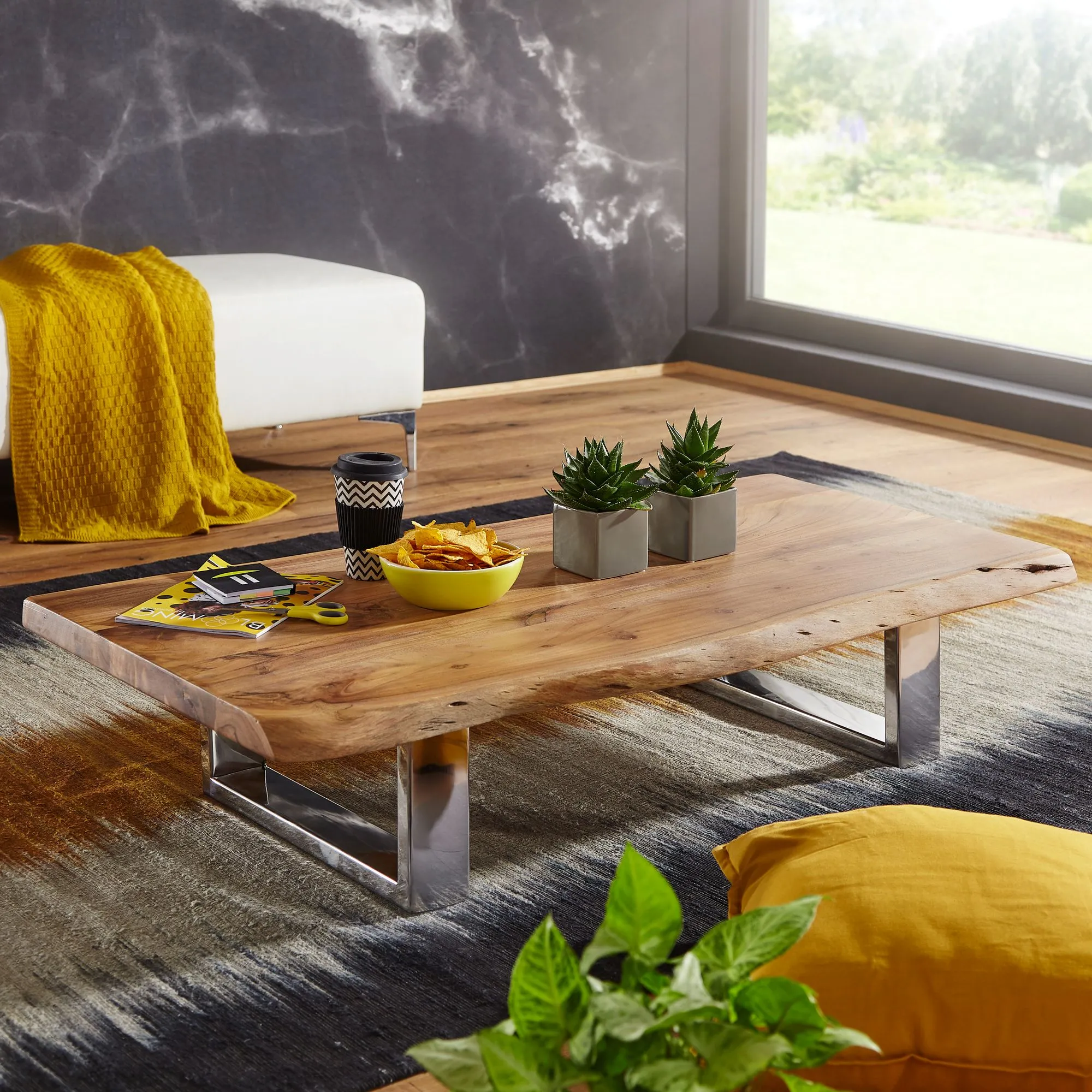 Couchtisch 115 x 25 x 58 cm Akazie Massiv Holz Metallgestell groß
