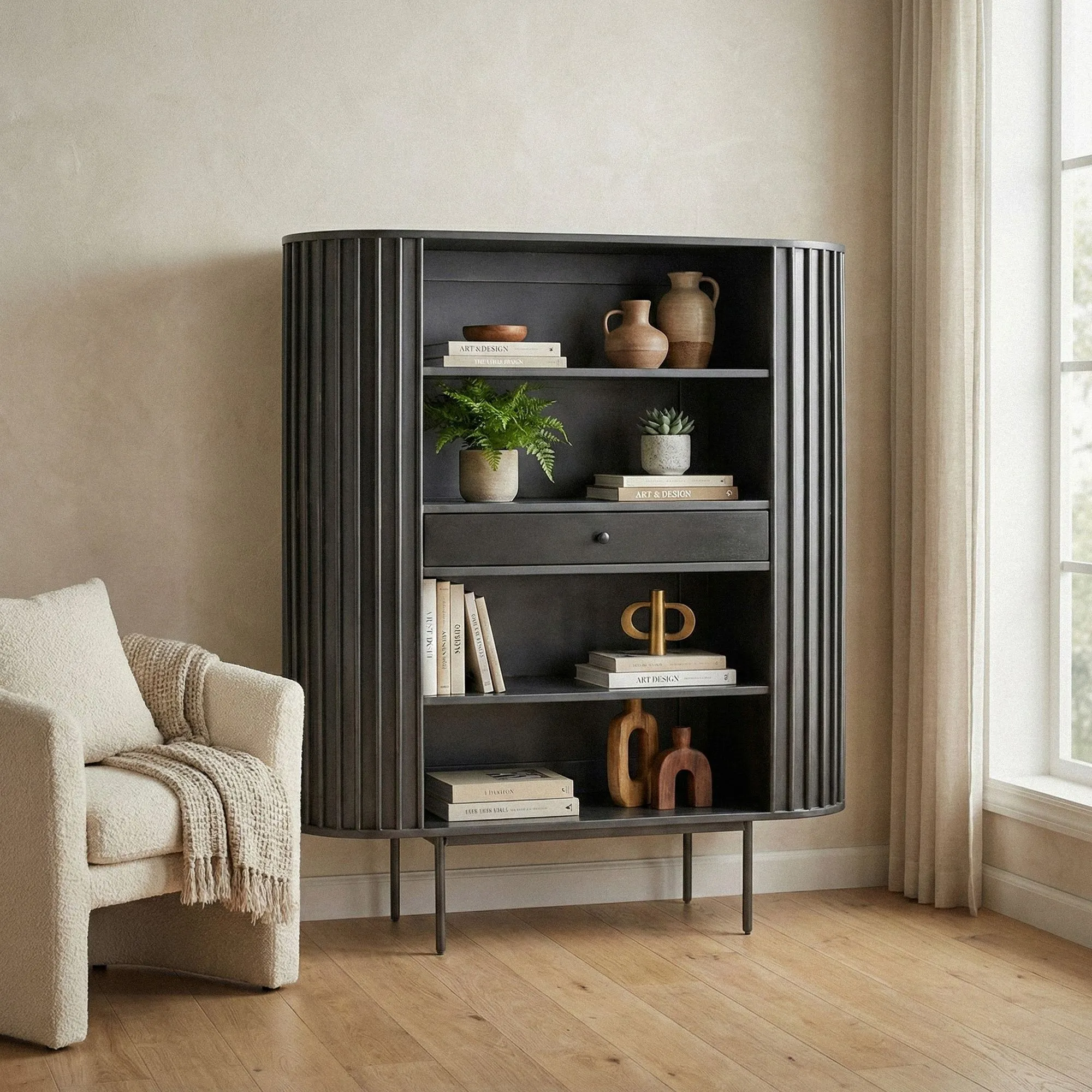 Bücherregal Massivholz Mango 105x122 cm Lamellen Design Schwarz - Offenes Standregal mit Schublade - Stauraumregal Metallbeine - Wohnregal Wohnzimmer - Kleiner Schrank Regal Handmade