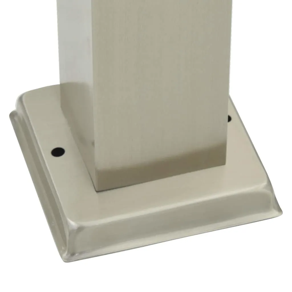 Silberne Pollerleuchte aus Edelstahl 10x10x110 cm mit IP44