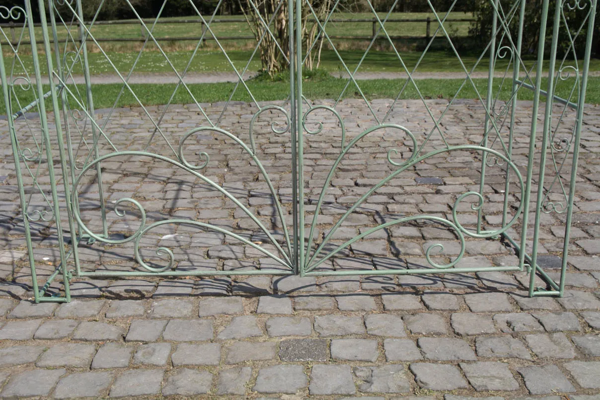Rosenbogen Melissa mit Tor 220x120x40 cm antik-grün